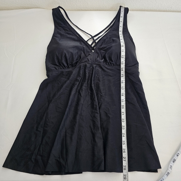 NWT Aqua Eve Black V-Neck Strappy Back Tankini Top Size 20W Swim Paddle Surf - Picture 7 of 8